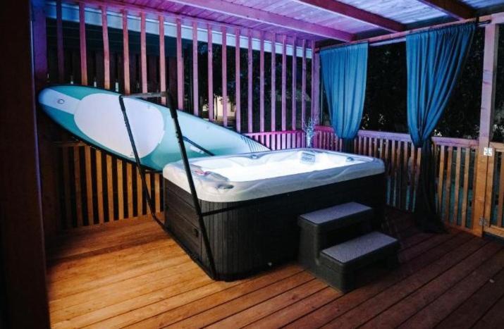 Sea House Pool & Jacuzzi, Bikes, Sup - Privilege Point Camping & Villas Selce Exterior photo